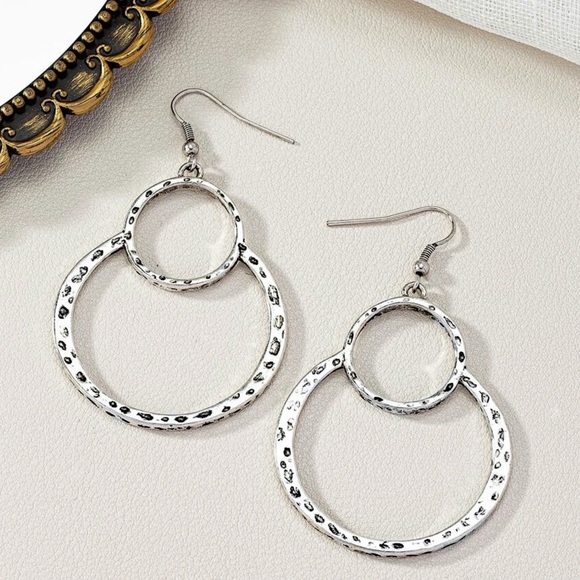 GlitzBlitz Boutique Jewelry - Any 3/$25! Silver Boho Geometric Entwined Circle Drop Earrings